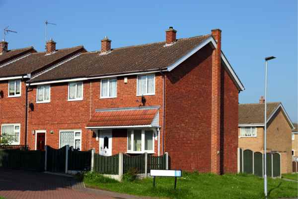 Can I Alter The Party Wall Surveyor? - A Crucial Guide From Faulkner Surveyors 3 Do you want to change the party wall surveyor you are using? Get the best results from Faulkners Dagenham NOW!