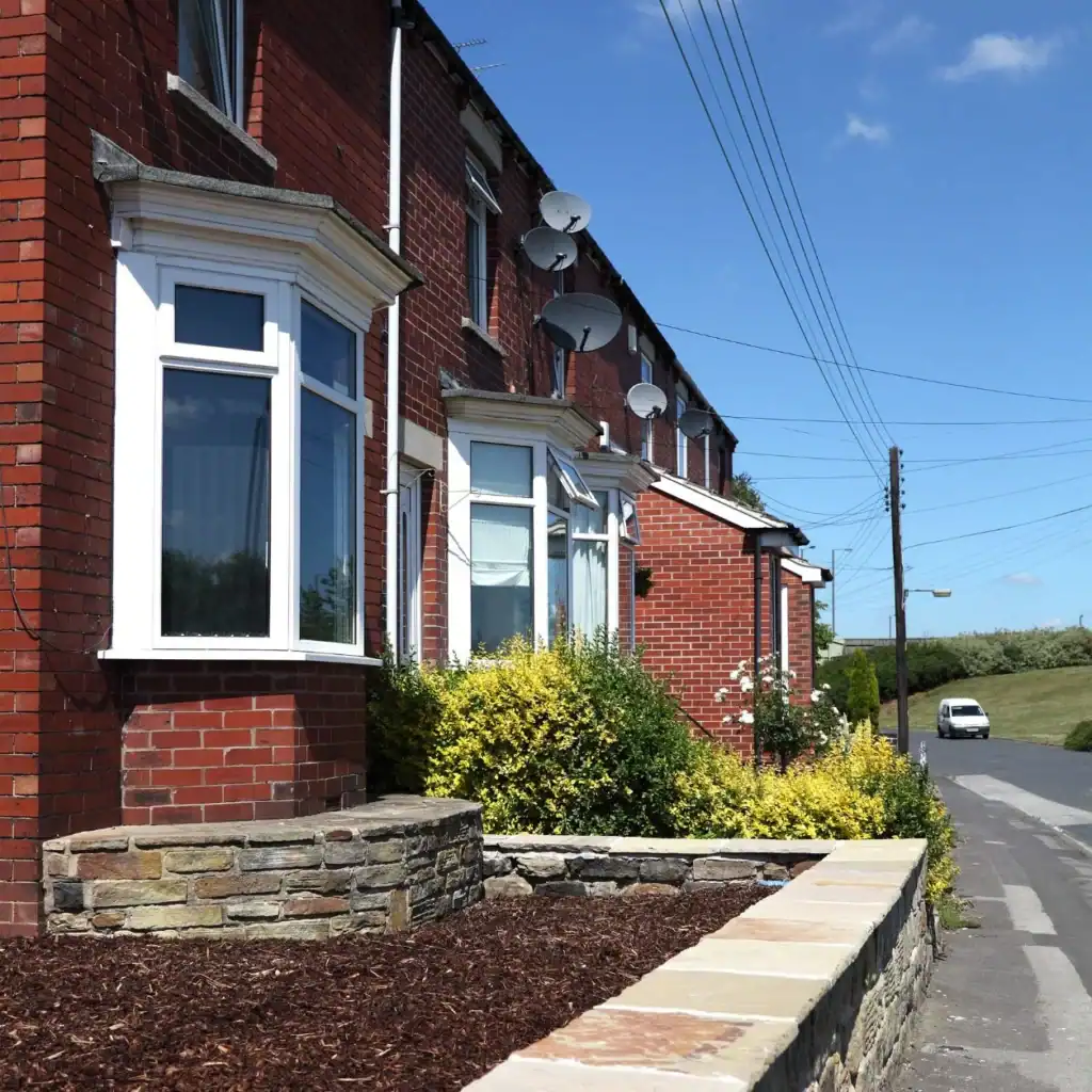 Can a Neighbour Remove Survey Stakes? 3 Min Critical Guide to Avoid Legal Issues 2 Faulkner Party Wall Surveyors Dagenham : Can My Neighbour Remove Survey Skates